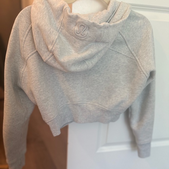 Lululemon Athletica Light Gray Cropped Hoodie - Picture 4 of 4